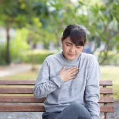 Omeprazole Tablets - Mint - 42ct - Up & Up™ -Up&Up GUEST 8e324ac9 a495 4eba a5f0 4dbad1b71768